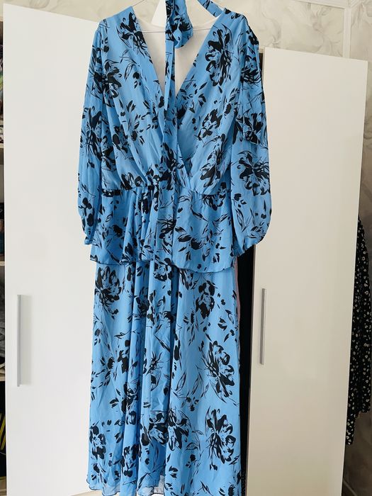 Платья б/у в хорошем состоянии