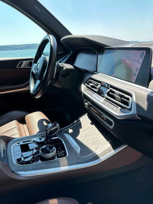 BMW X5 VIP-трансфери летище Варна. От 100€