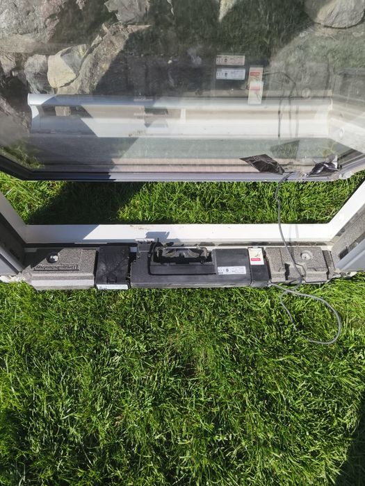Velux integra cu senzor ploaie