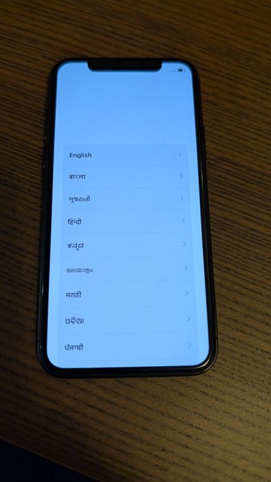 iPhone 11 pro 64 GB в отлично състояние.