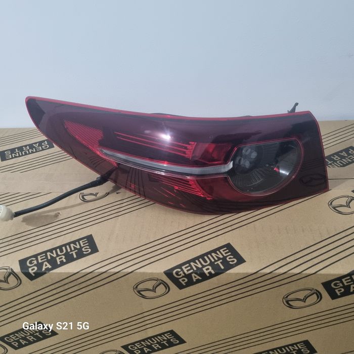 Stop stanga dreapta pe aripa mazda 3 BP SEDAN 2019-2025 full led BCJH-