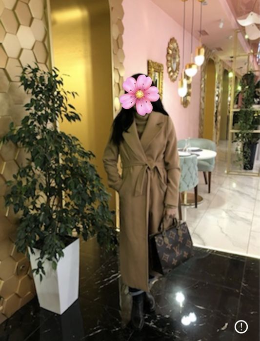 Пальто с ремнем красивая