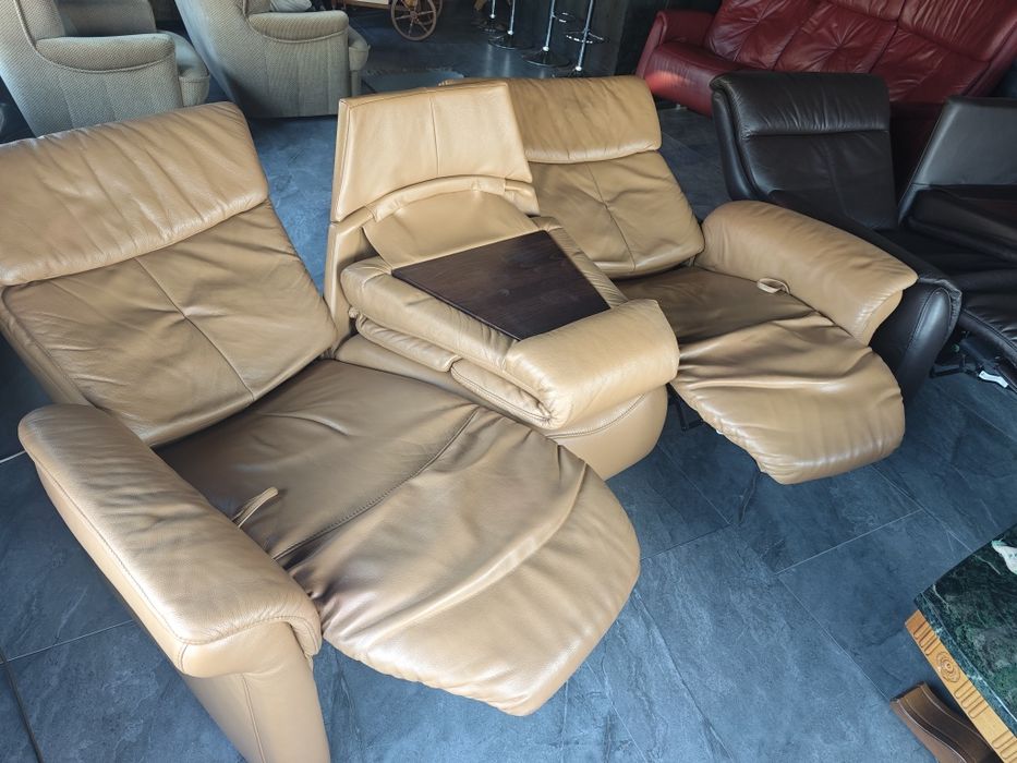 Vând canapele de piele extensibile CINEMA