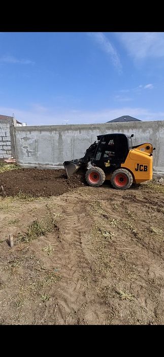 Bobcat si Mini excavator  inchiriez