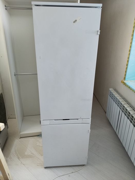 Встроенное холодильник в идеале