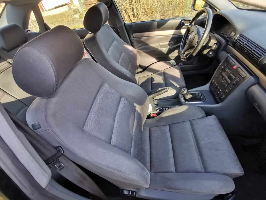 Vând Audi A4, 1.6 benzina, an 2000