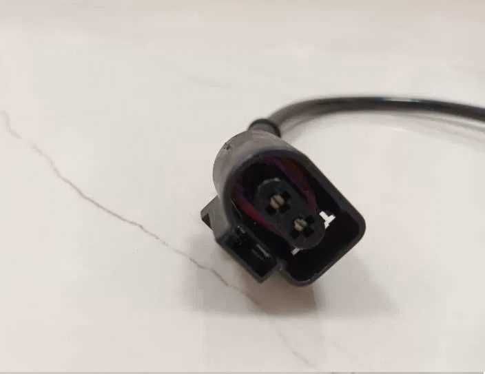 Датчик за ABS Audi A3,S3,TT,Seat,Skoda,1J0927807D НОВ датчик за Ауди