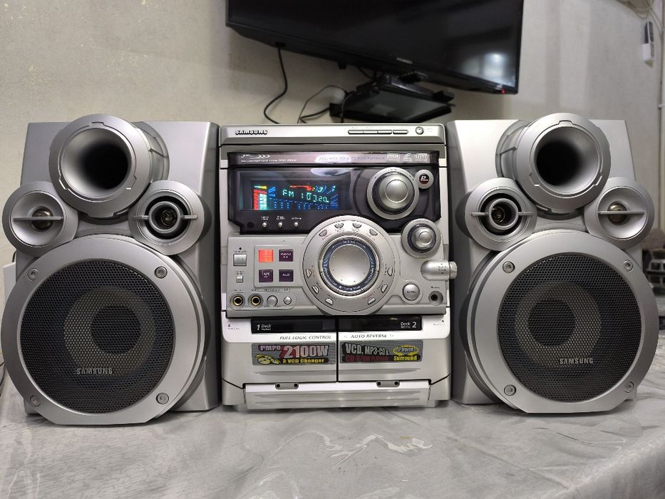 Продам музыкальный центр Самсунг