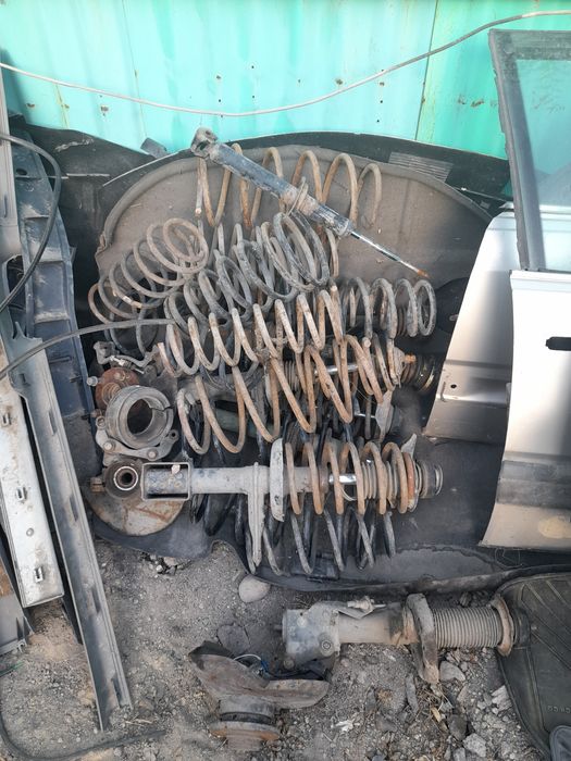 Бампер задний ауди 80 б3