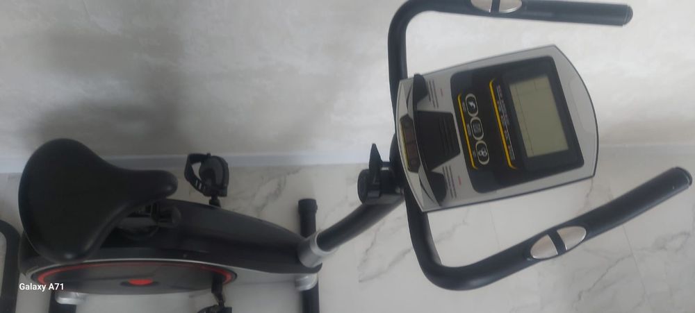 Велотренажер спортивный