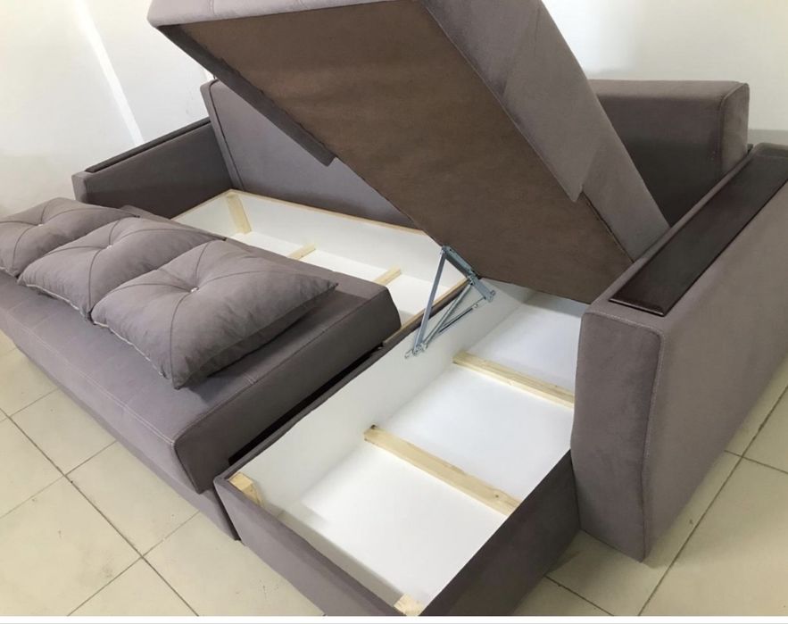 Продам б/у диван большой