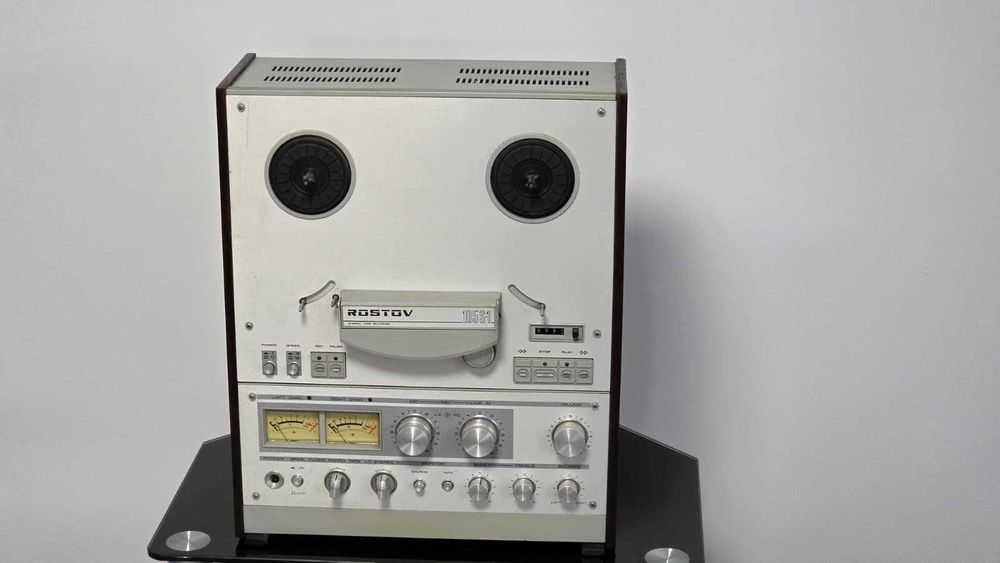 Magnetofon Rostov 105 S1  si Rostov 105