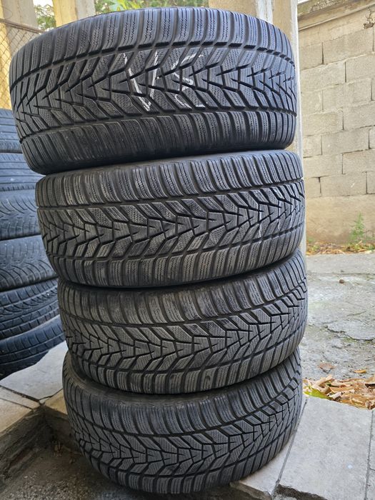 Зимни гуми 245/45R19 Hankook Ханкок