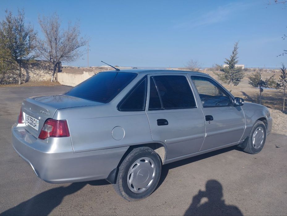 Nexia 2. Donc 1.6lucs.