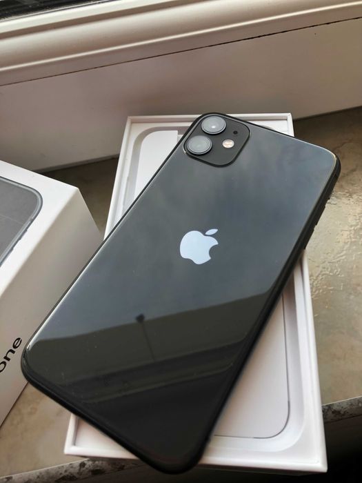 Telefon Apple iPhone 11 cu memorie mare 128 GB 4G Liber de retea Poze