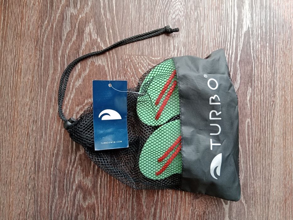 Спортивный инвентарь для плавания