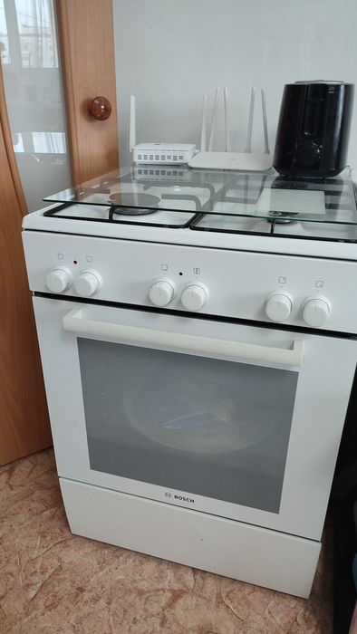 Продам газ плитку.