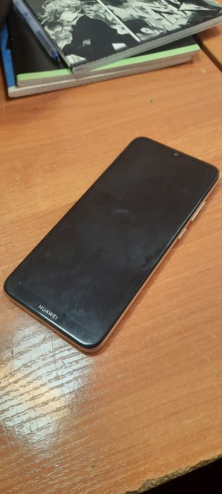 Телефон/смартфон Huawei y6