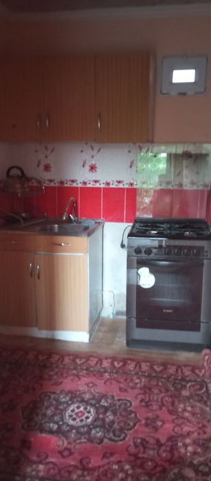 Зангиотада 1 хонали хонадон ижарага берилади.