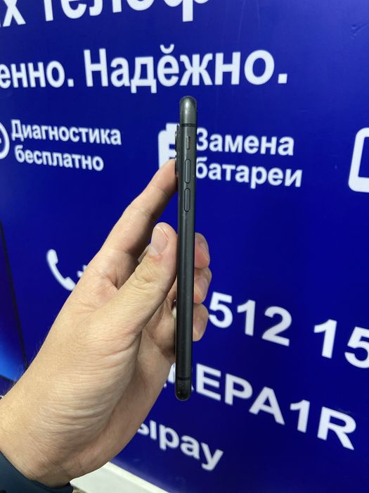 iphone 11-64gb 76% без ремонта