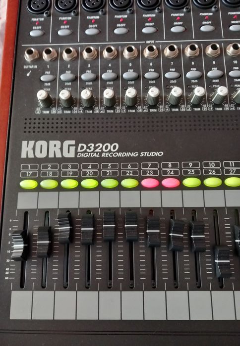 Mixer Korg D3200