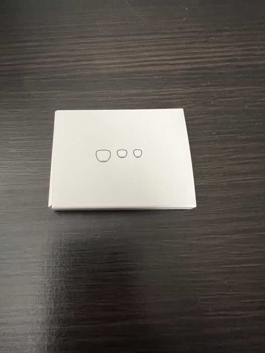 Амбюшуры и запасные кольца на наушники Sennheiser TWS 3, белые.