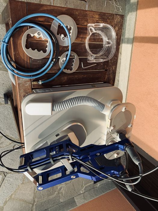 Микро-копирна фрезова машина Amann Girrbach