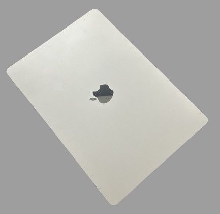 Ofertă! Macbook Air 15 inch M4! 2025! Ca si NOU! Perfect functional!