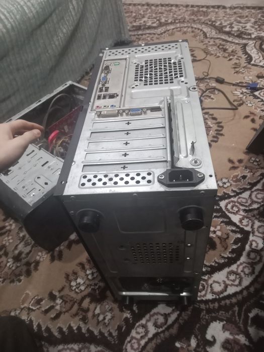 Продам 2 пк не рабочие