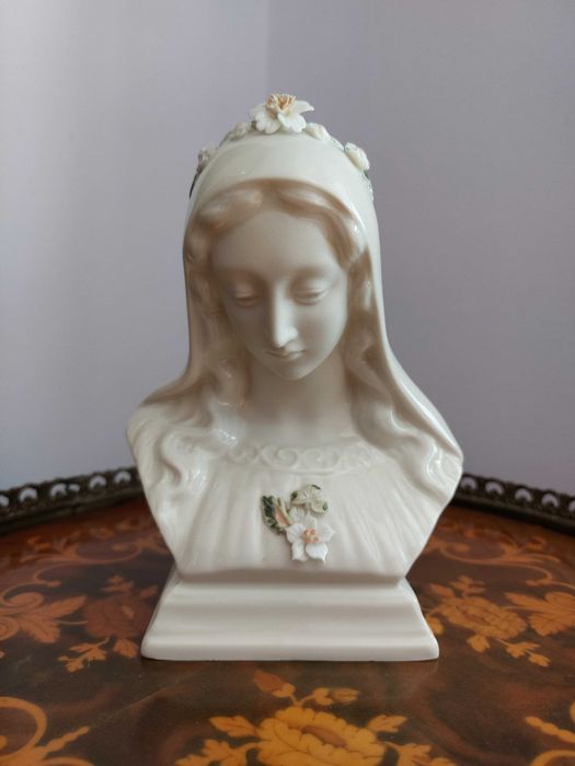 Bust Fecioara Maria Hillgrove Irlanda