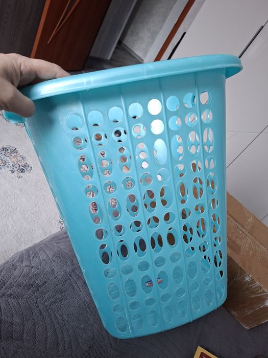 Ящик для белья синего цвета