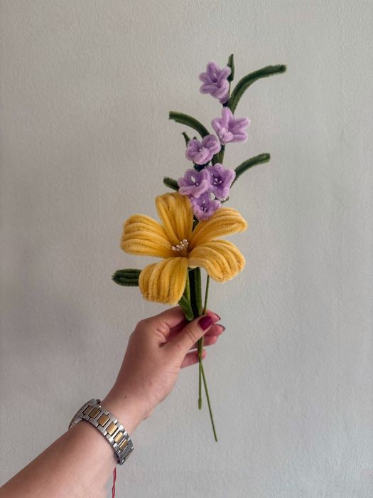 Цветя от пухена тел