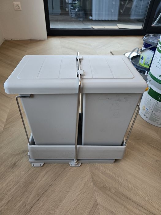 Кош за вграждане Pelikan, 14+14L, сиво