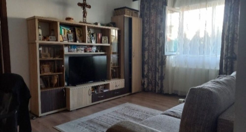 VÂNZARE  2 cam în CENTRU Găești- Anaf /  50.000 fără mobilă și electrocasnice