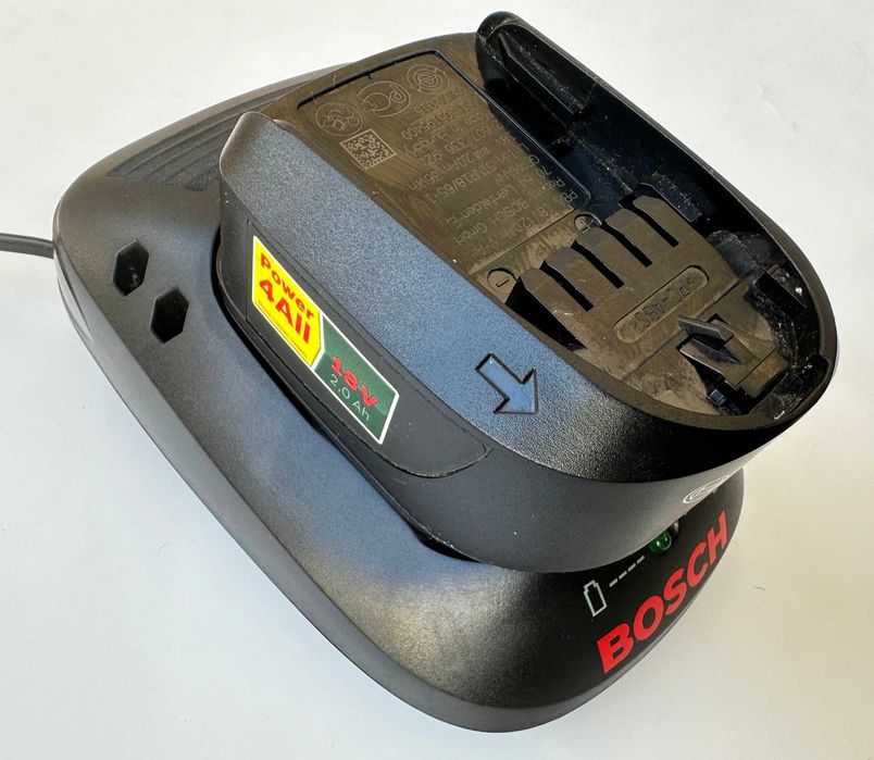Зарядно устройство Bosch AL 2215 CV и Батерия Bosch Power 4ALL 18V 2Ah