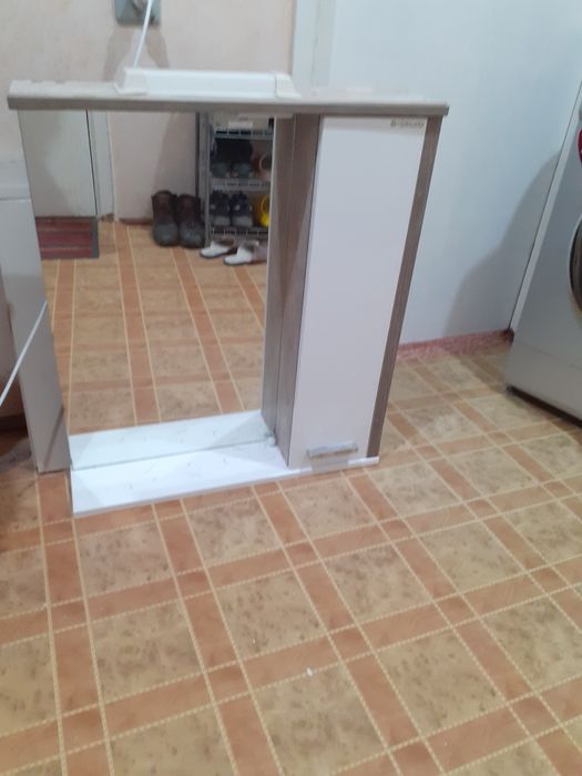 Продам зеркала в ванную комнату