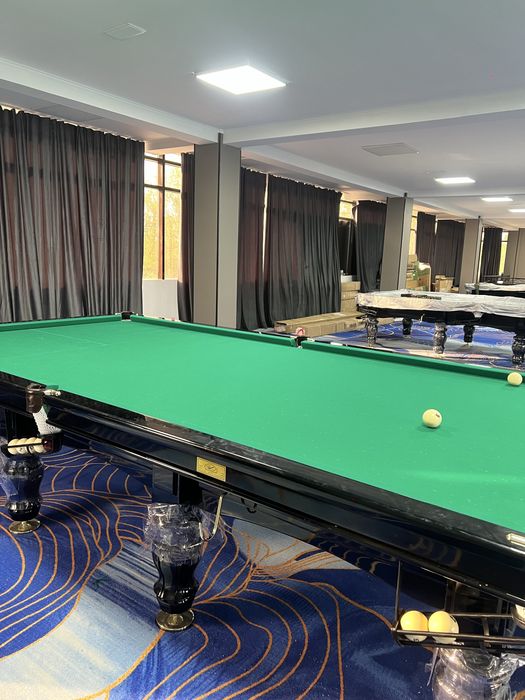 Бильярдный стол