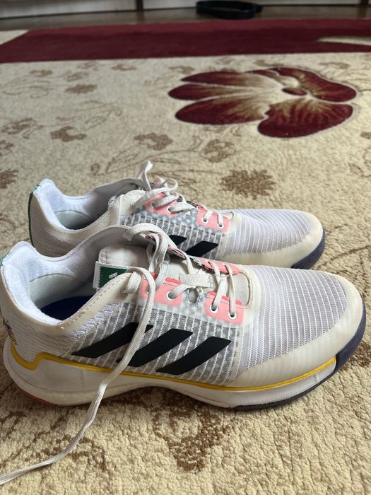 волейболные кроссовки adidas Crazy flight