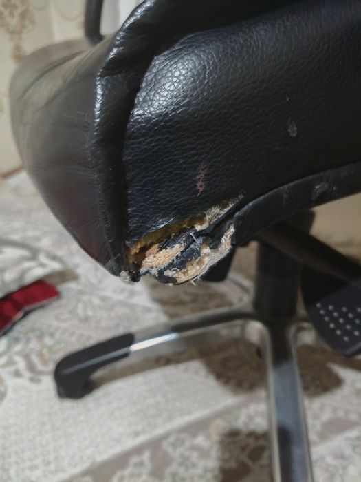 Продам кресло офисная