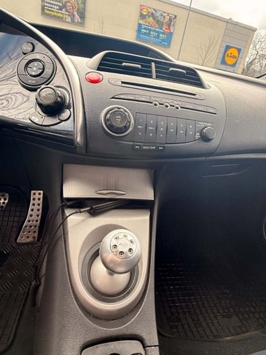 Продавам Honda Civic 2. 2 i-CTDi