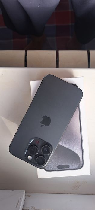 Айфон 15 про оооо