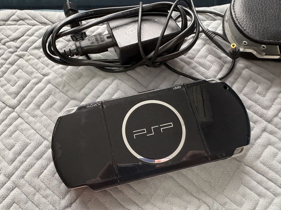PSP 3006, прошитая, 16гб