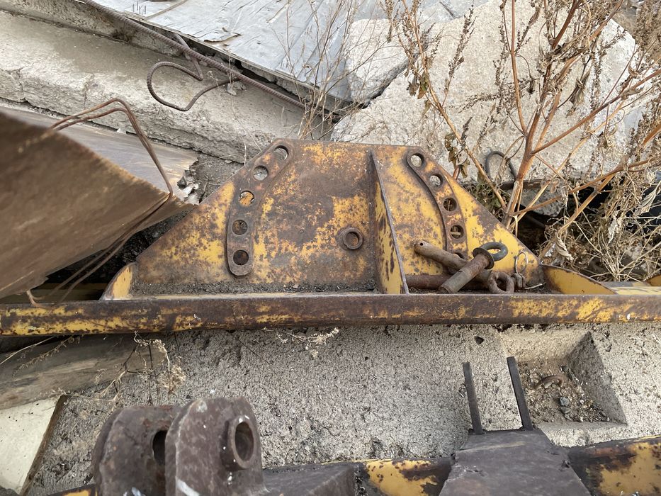 Отвал на МТЗ поворотный