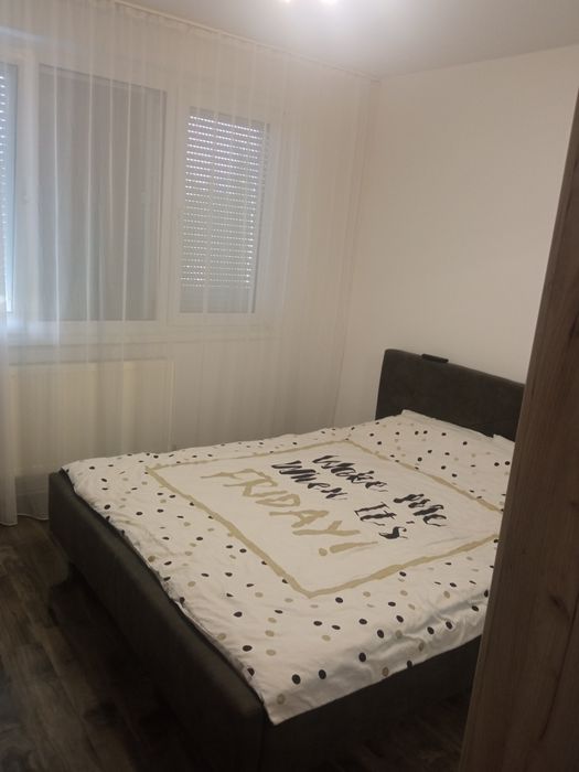 Vand apartament cu 2 camere