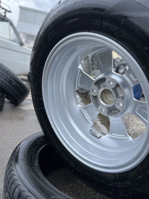 Jentra saka 15  formula 1:1