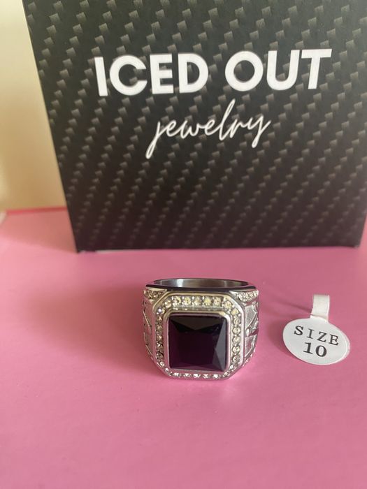 Нов мъжки пръстен