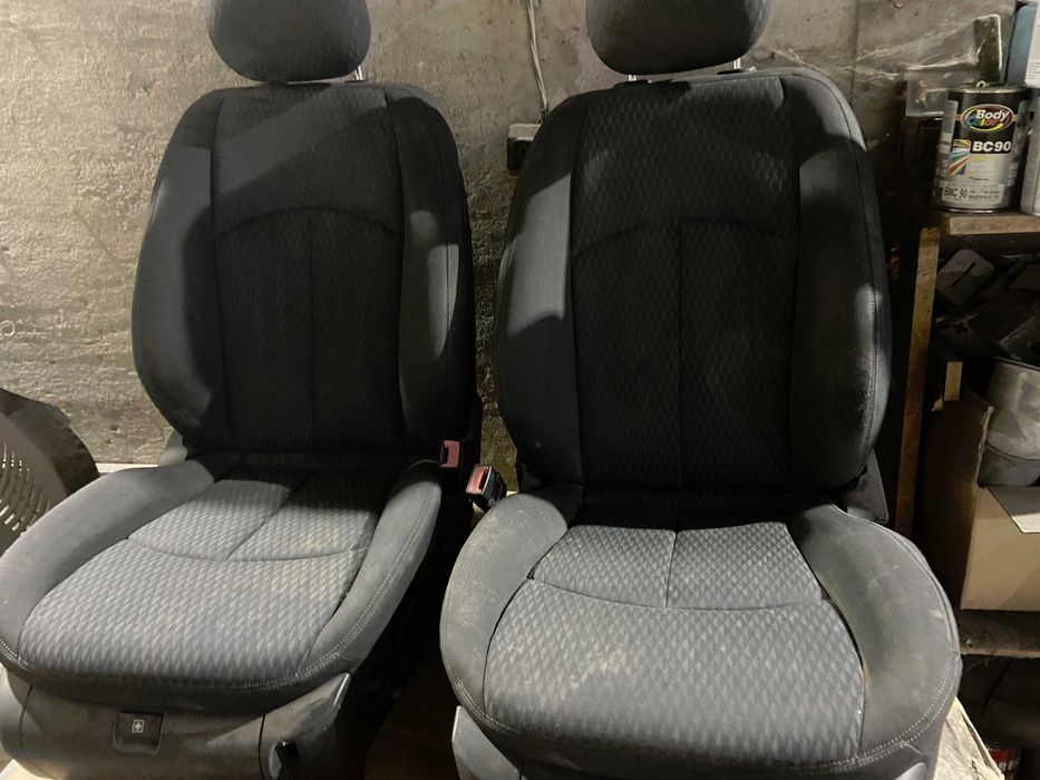 Седалки за Мерцедес W211