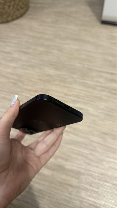 Продам Iphone 15