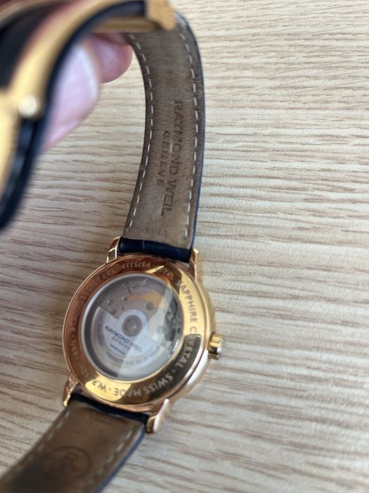 Raymond weil часовник