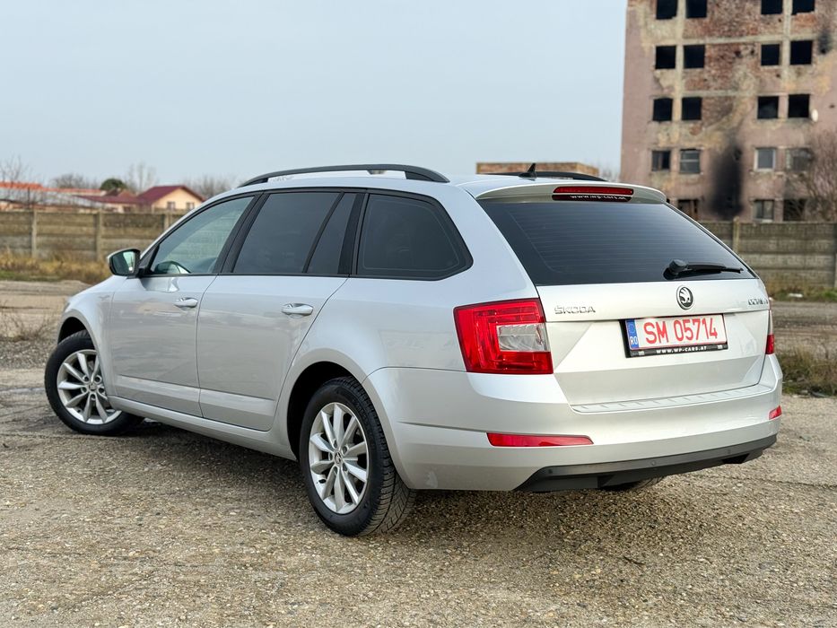 Skoda Octavia Combi 2013 1.6TDI DSG